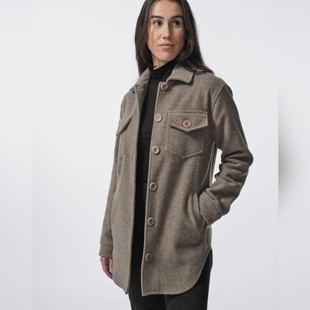 NWOT Sno Whistler Alta Overshirt 100% Wool Shacket Jacket Small